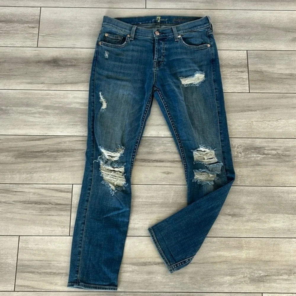 7FAMK josefina skinny boyfriend jeans size 25 distressed